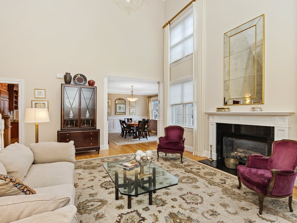 287 Langley Rd #15