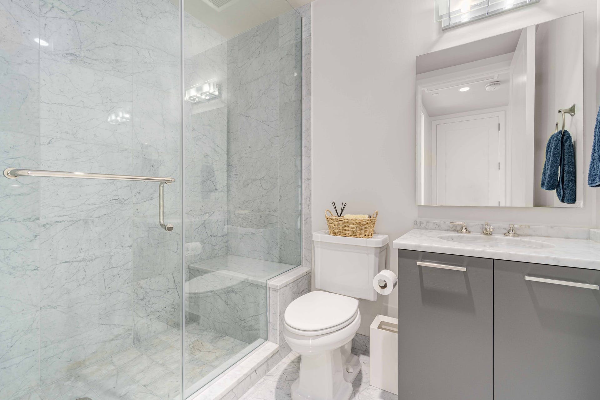200 Congress Avenue #19AC