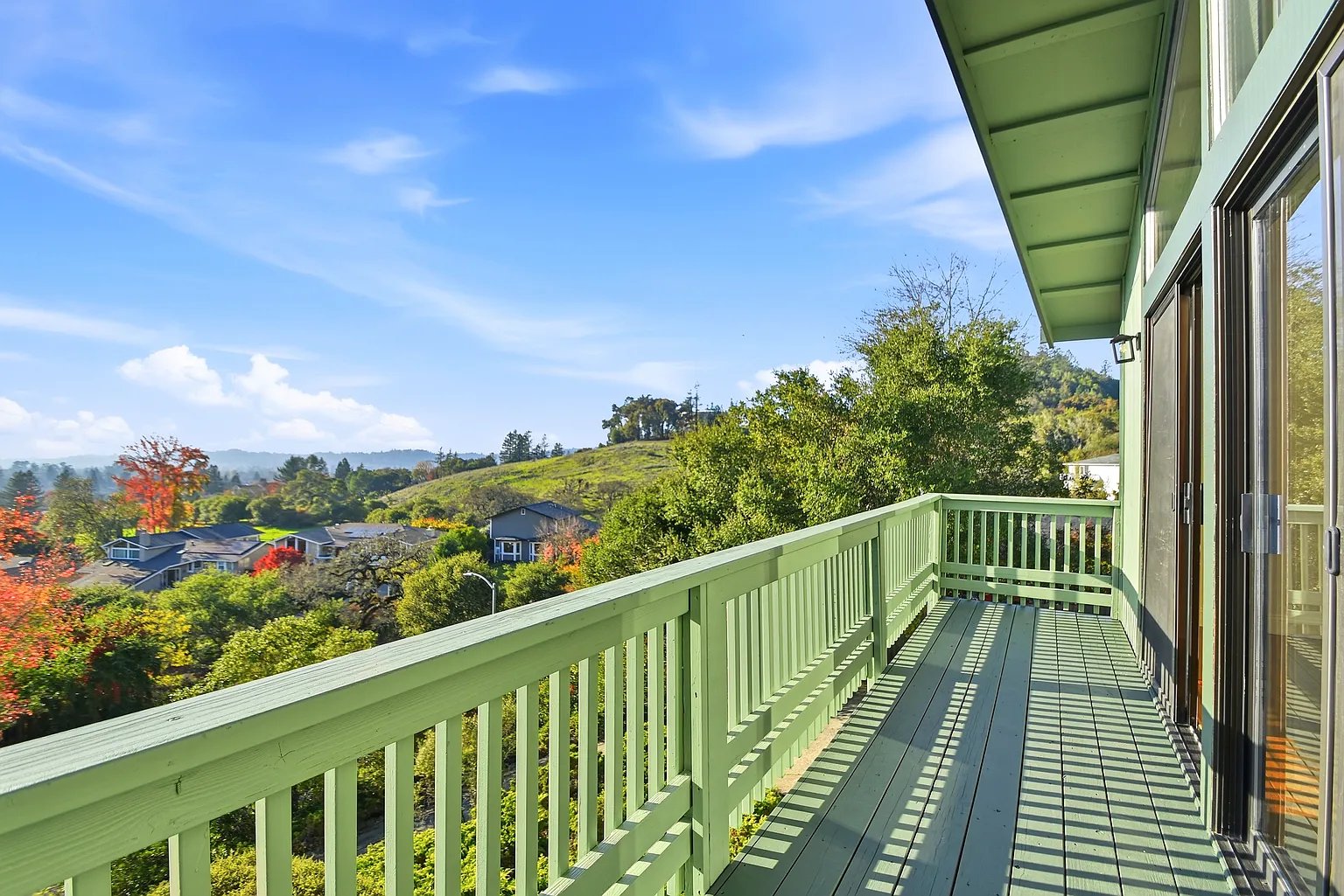 5827 La Cuesta Dr