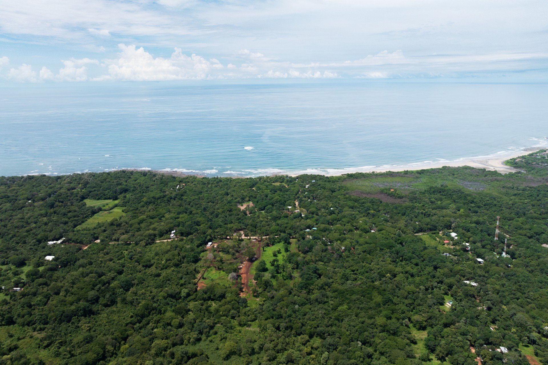 Gated Community Lots Walking Distance to Avellanas