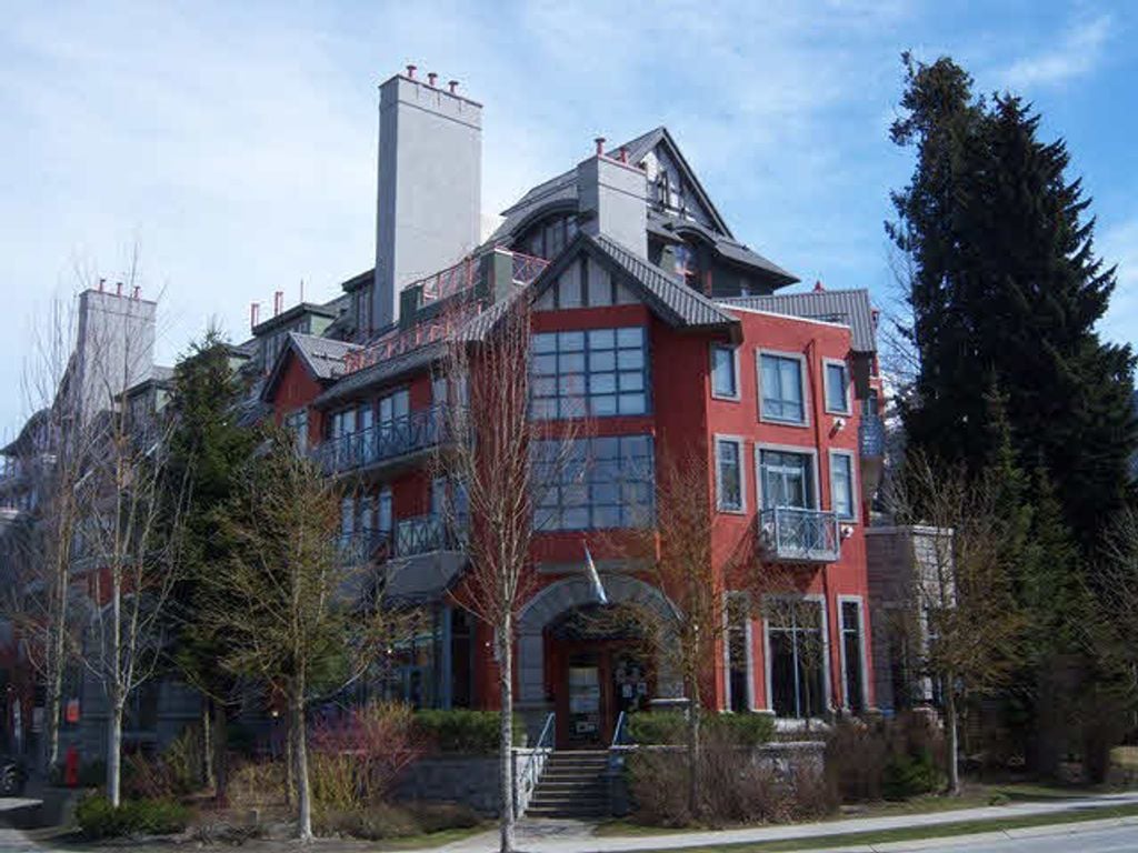 4369 Main St, #307