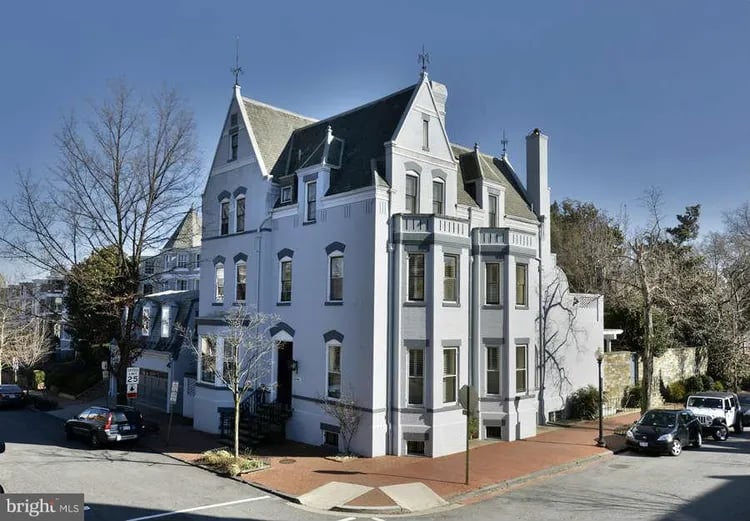 3044 O St NW - Washington DC