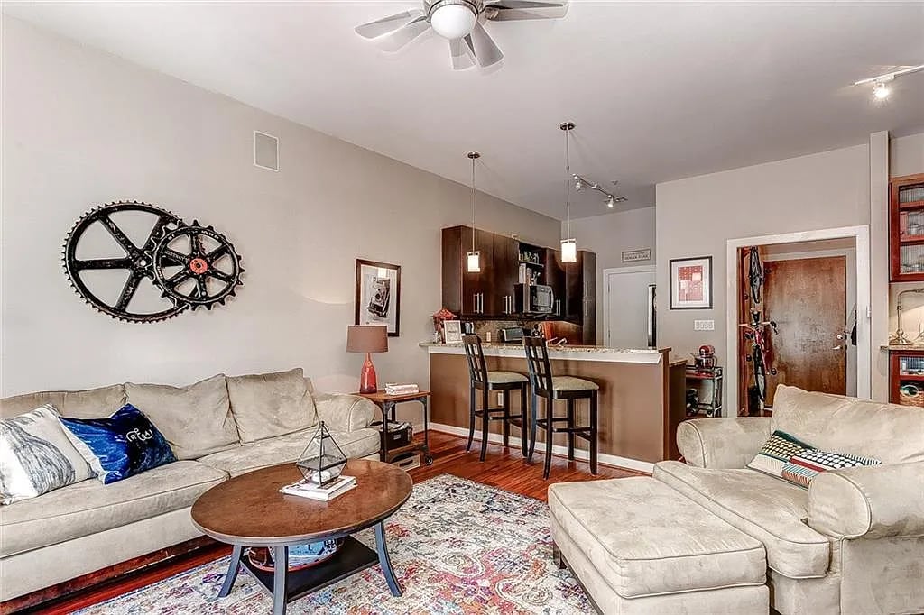 870 Inman Village Pkwy NE