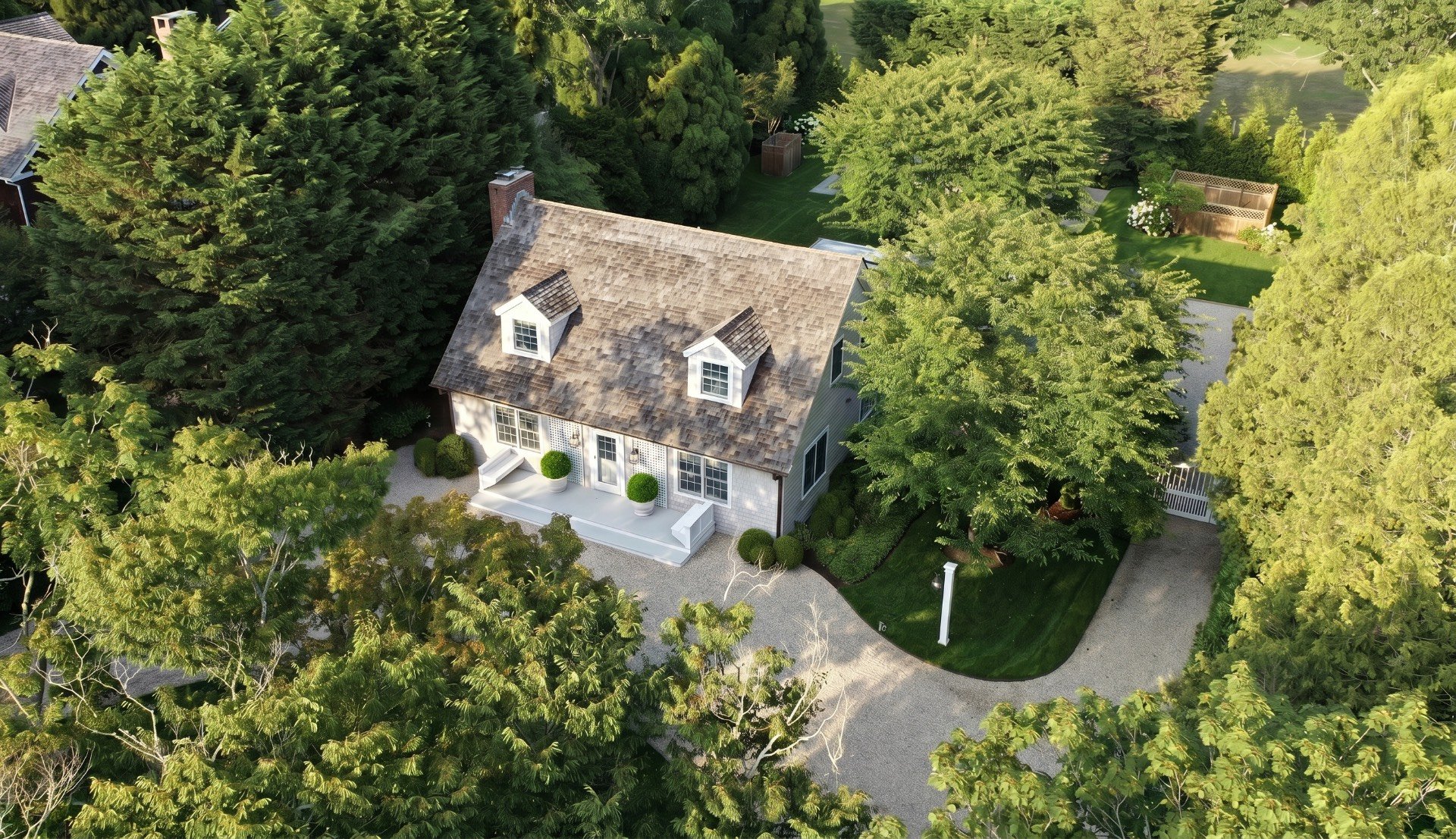 48 Captains Neck Lane