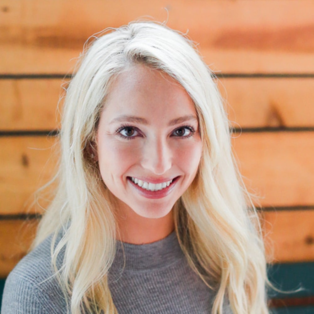 Devon Wortmann Newport Beach, Ca Real Estate Agent Headshot
