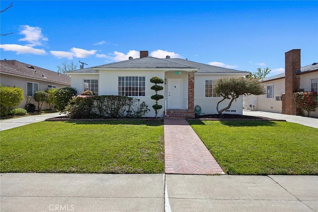 1312 Violeta Dr