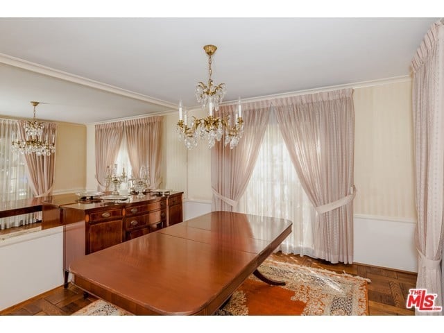  3434 Griffith Park Blvd