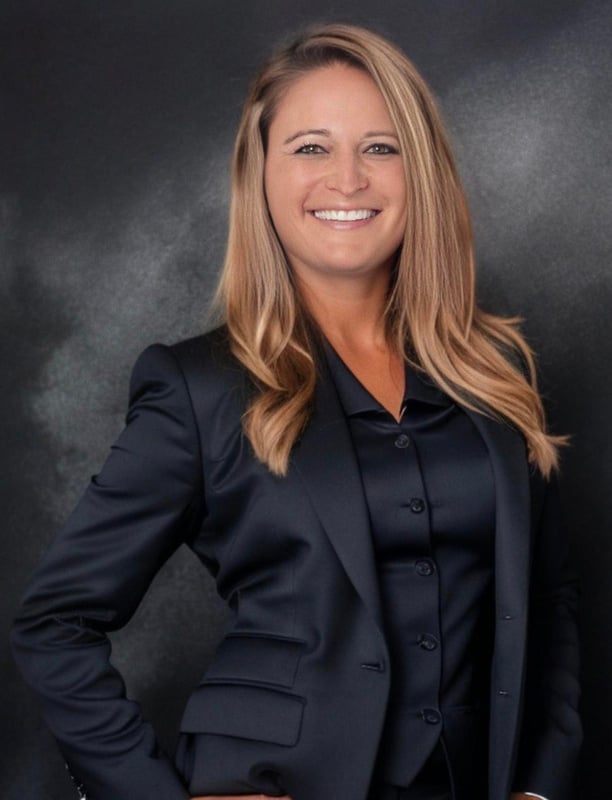 Lauren Basford Boulder, CO Real Estate Agent Headshot