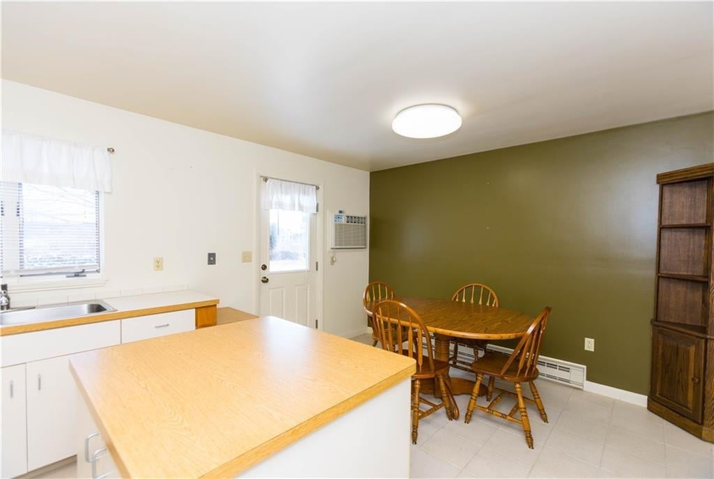 8 Barton Lane, Middletown RI, 02842