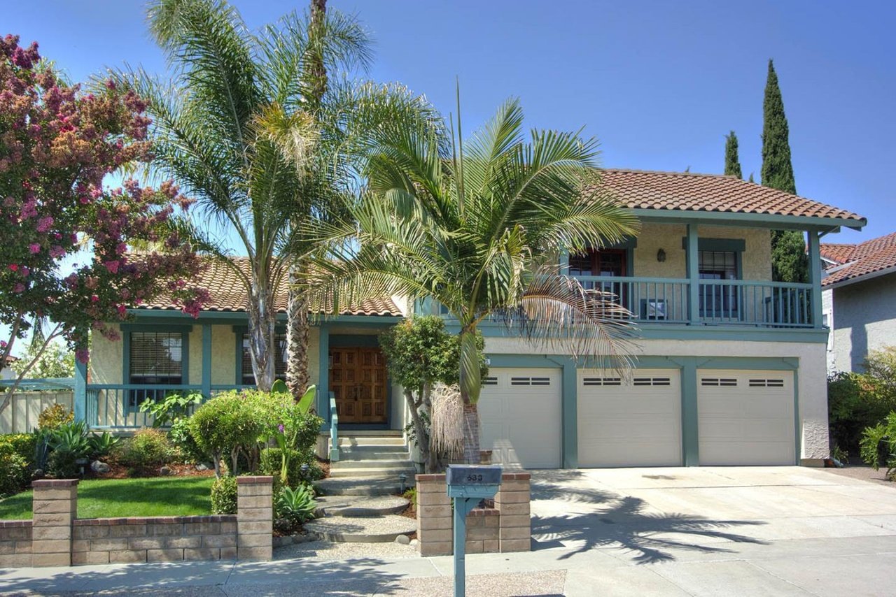 533 Santa Rita Dr