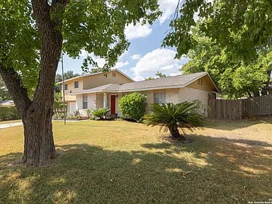 208 Northcrest Dr