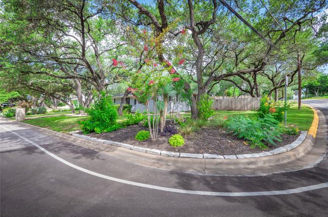 4901 Timberline Dr