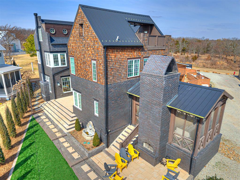The Agency Oklahoma Listing of the Week: The Pella House at Carlton Landing - Wyatt Poindexter - The Agency Oklahoma