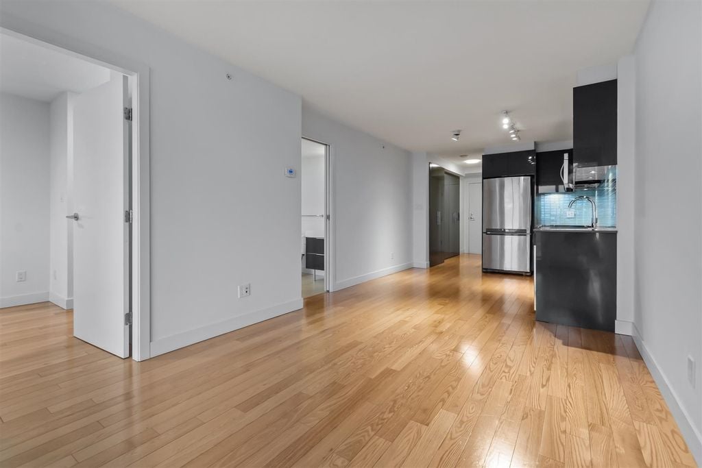 1325 Rolston St, #2305