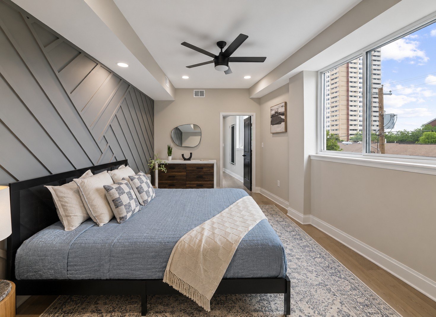 246 Montrose St, Philadelphia, PA 19147