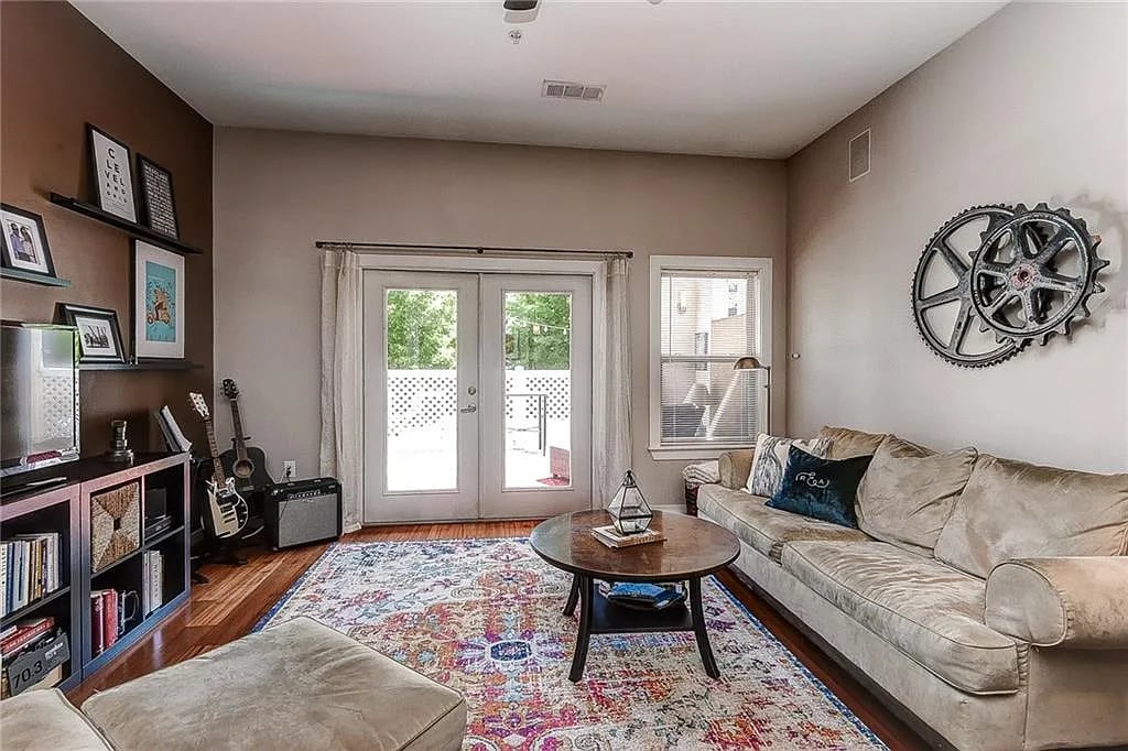 870 Inman Village Pkwy NE