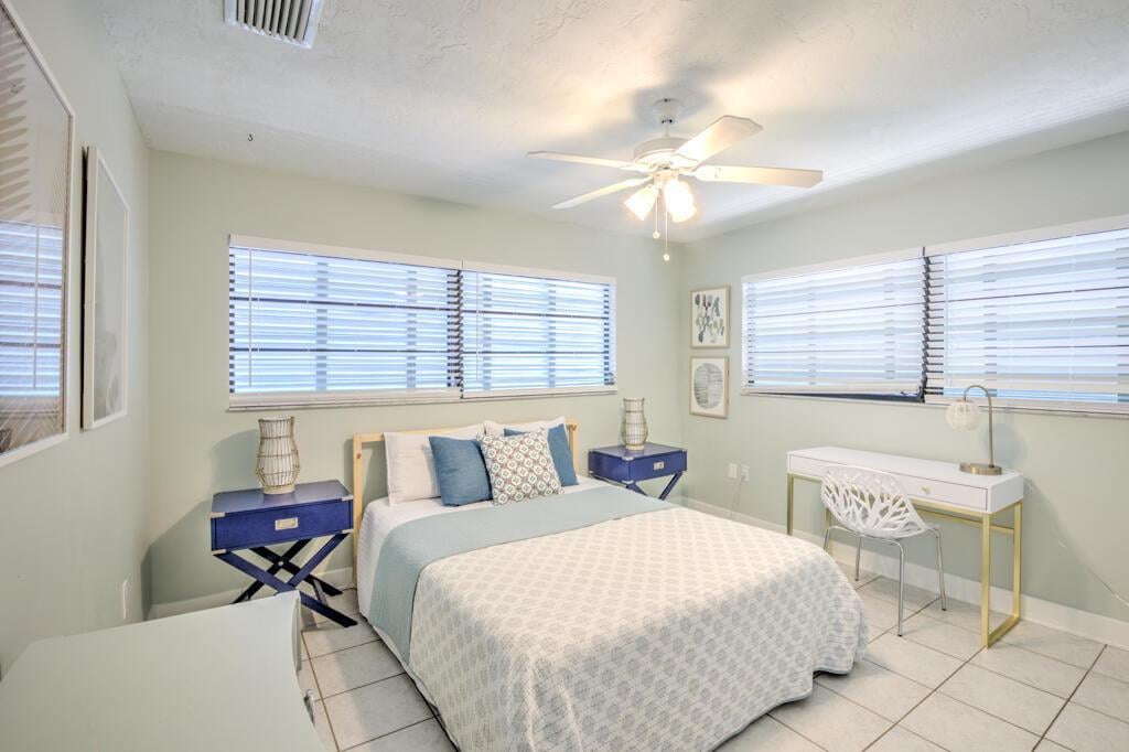 570 Sombrero Beach Rd