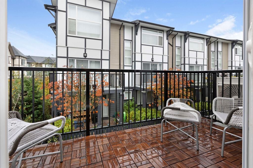 9680 Alexandra Rd, #86
