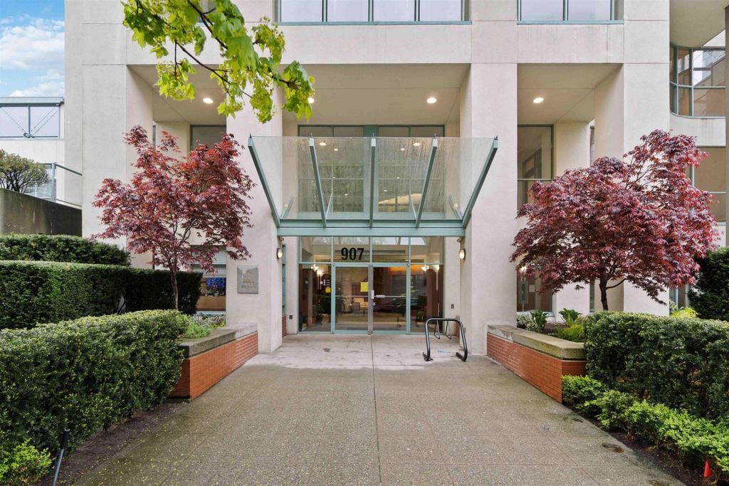 907 Beach Ave, #602