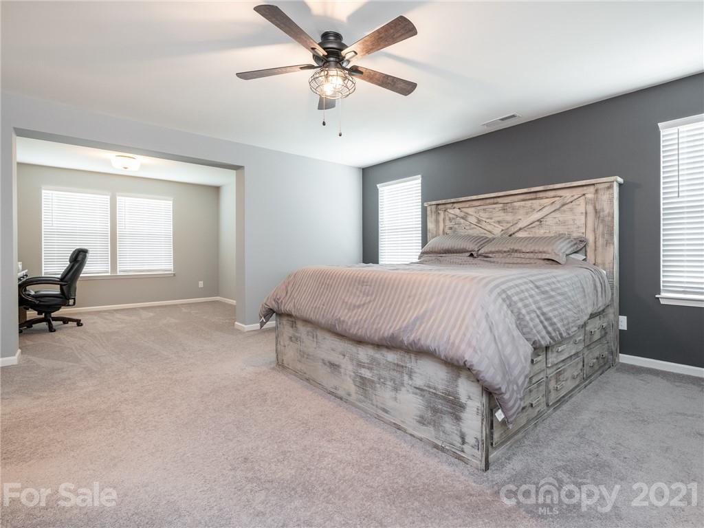 1817 Tendril Ave