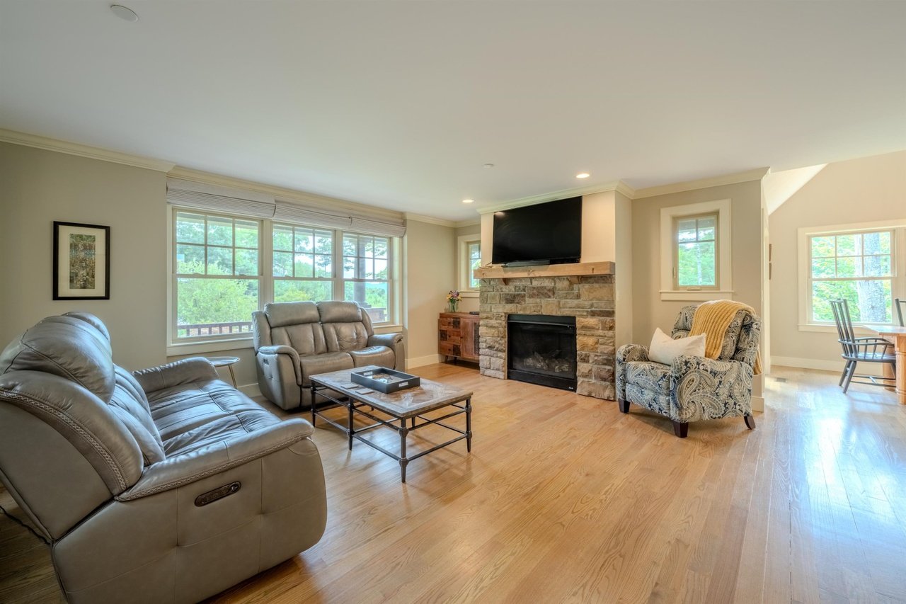40 Soleil Mountain Rd