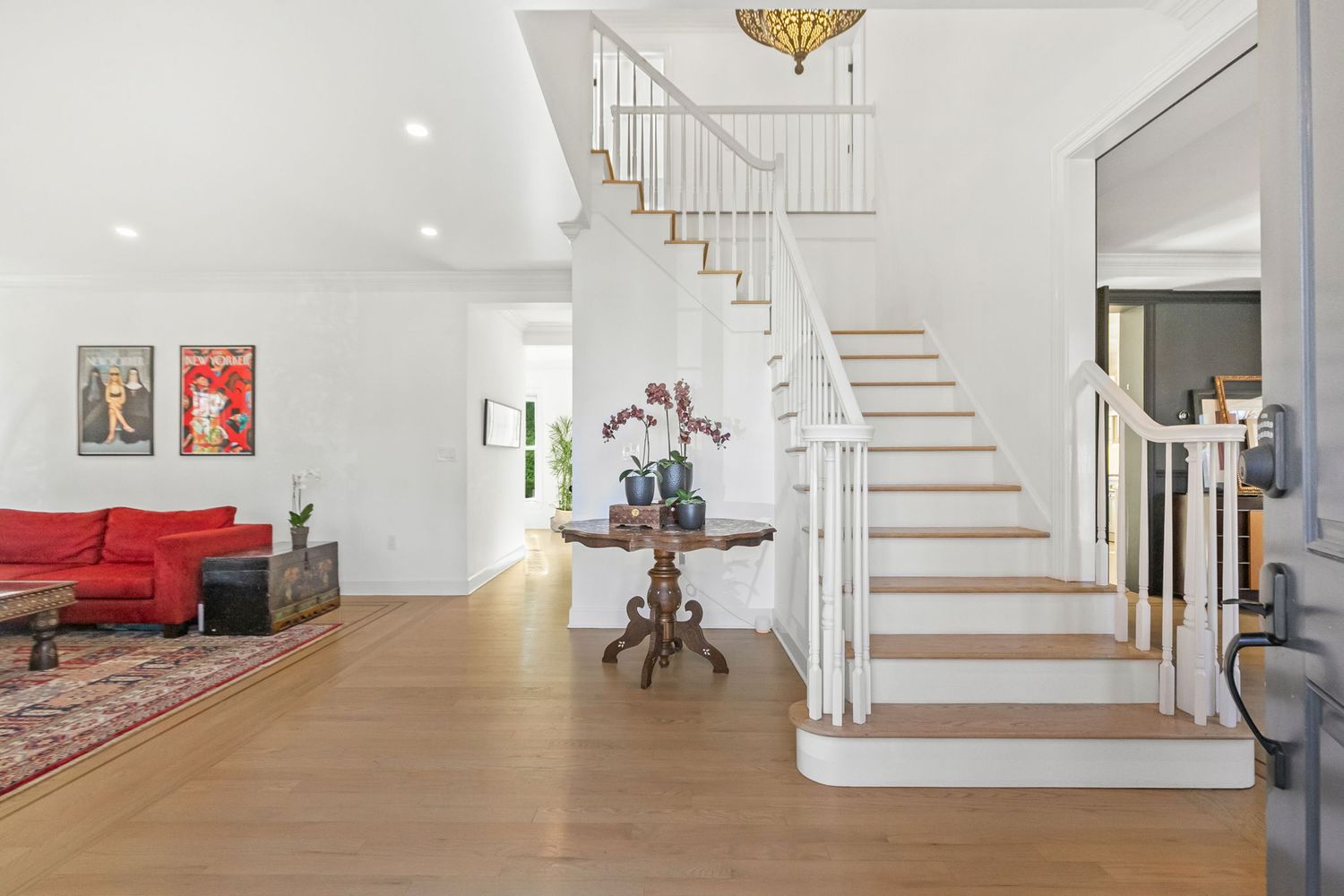 2 Halsey Dr