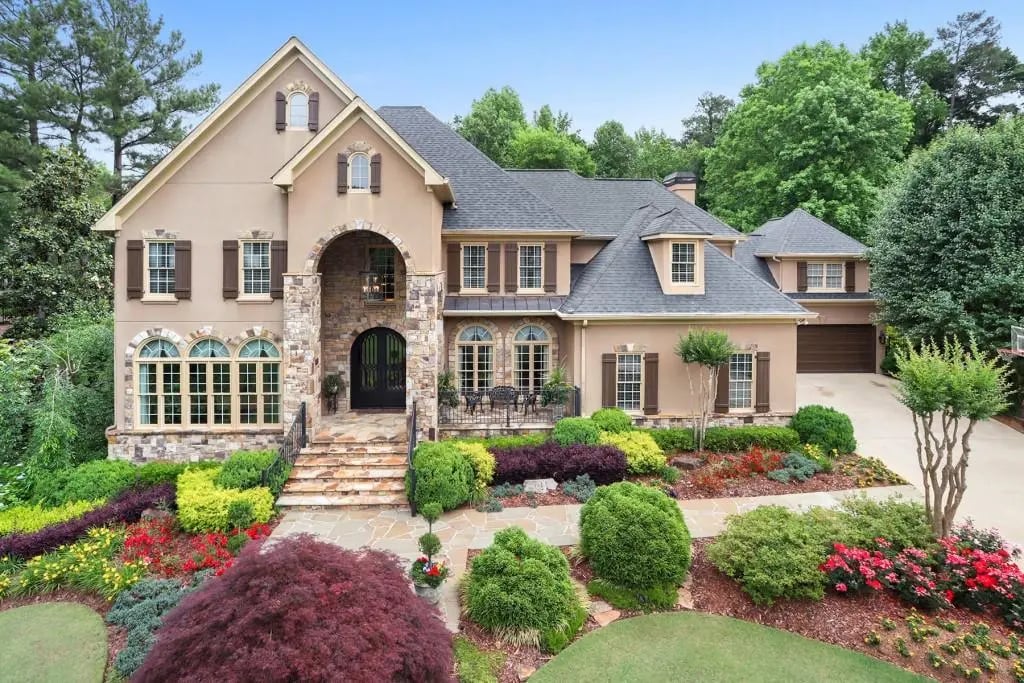 150 Whitney Valley Walk