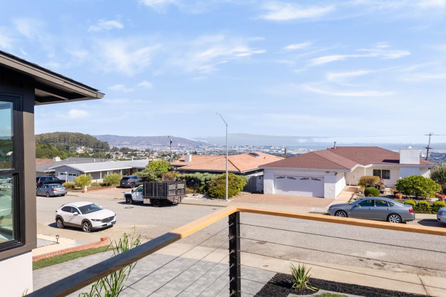 1041 Crestview Drive