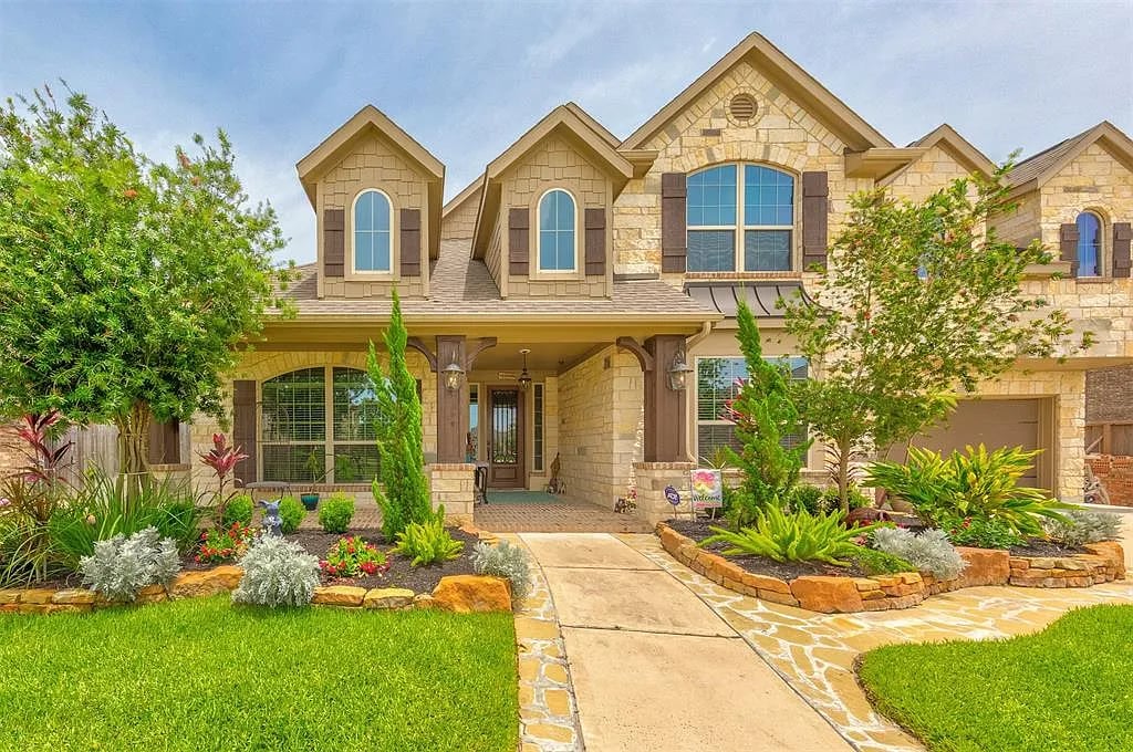 1405 Summer Field Ln