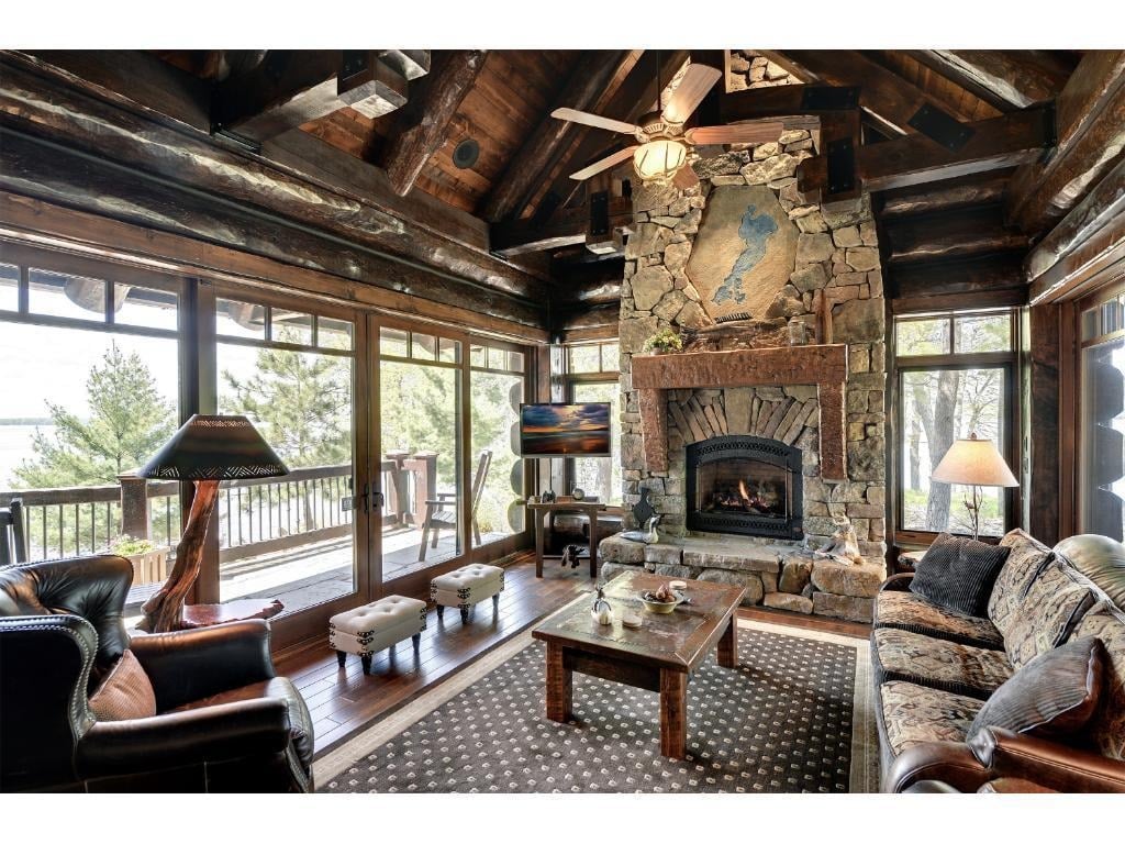 21793 Holman Point Dr