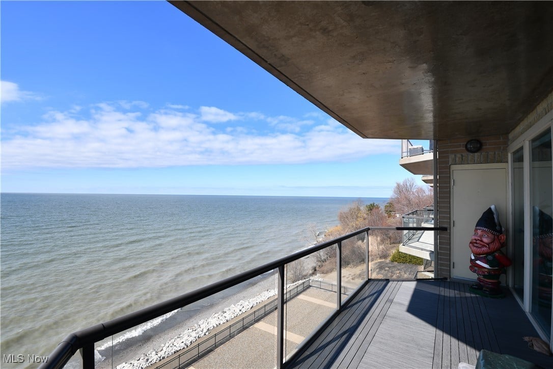 9521 Larimar Dr #9521