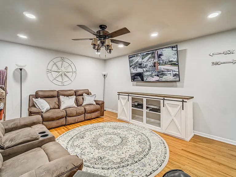 1185 Vesta Rd
