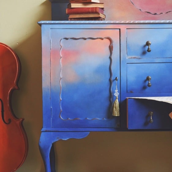 How to Paint Ombre with Chalk Paint by Annie Sloan