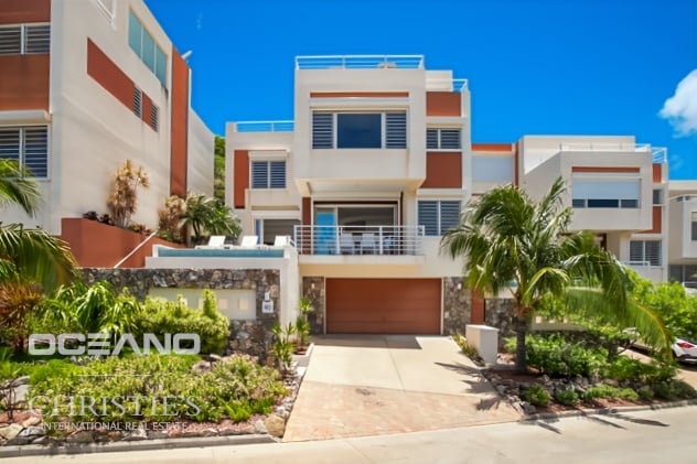 INDIGO BAY - ROOFTOP VILLA WITH OCEAN VIEW