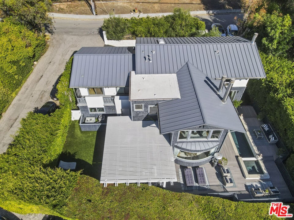 Solis Vista, Serra Rd, 90265