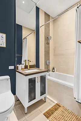 139 Jackson Street #2B