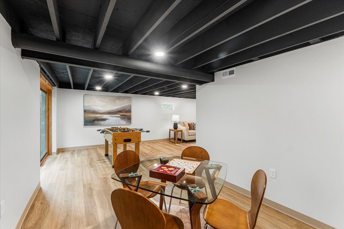 1031 Dutch Mill Drive