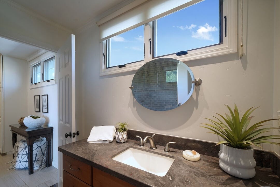 Vireon Crest, Morning View Dr, 90265