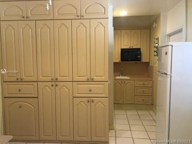 2730 Coconut Ave #EFFICIENCY