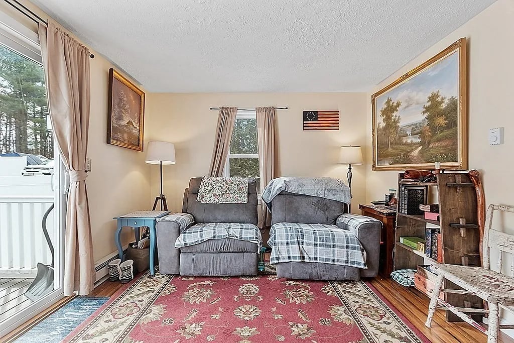 53 Olde Colonial Dr, APT 6