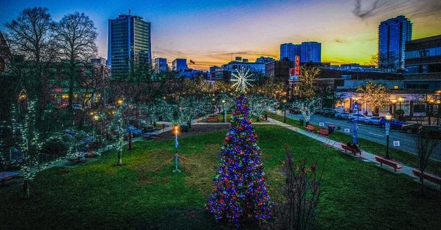 Your Complete Fairfield County Holiday Lighting & Caroling Guide 2025