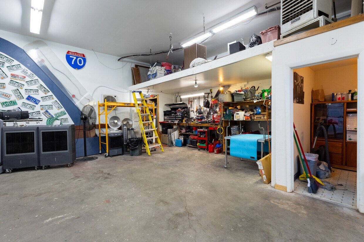 7007 W Colfax Avenue