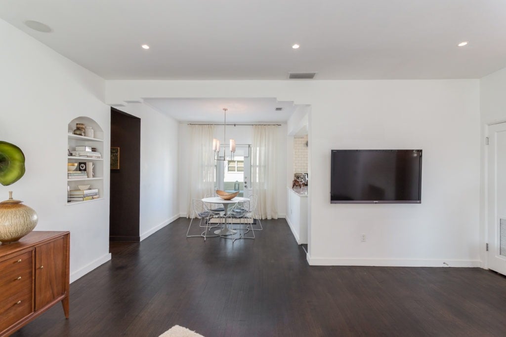 3 Bedroom Waterfront Mid-Beach Art Deco Landmark Hits Market at $525,000!