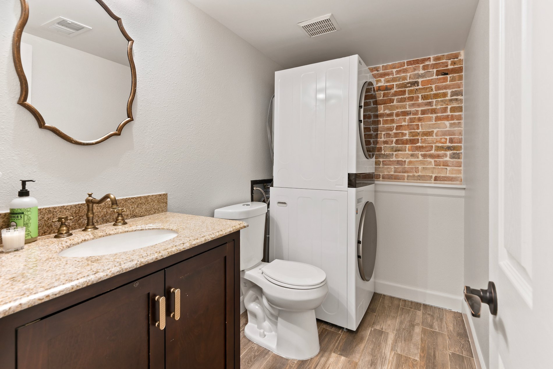 9654 W Chatfield Avenue Unit #F