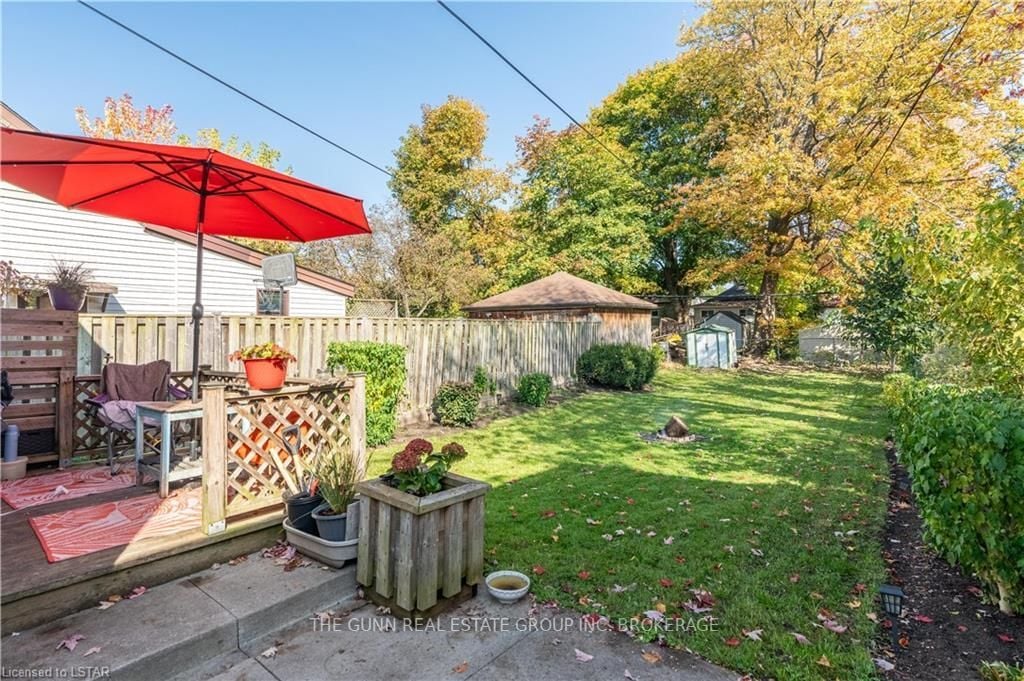 16 Linwood St
