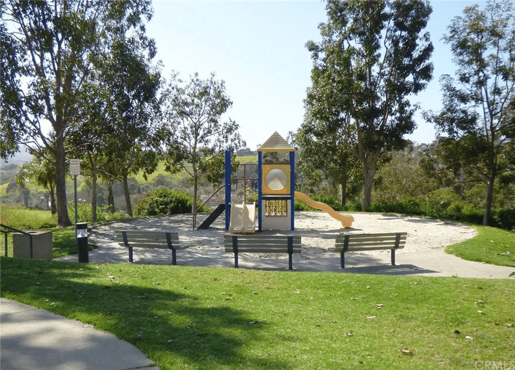 9 Silver Glade Dr #233