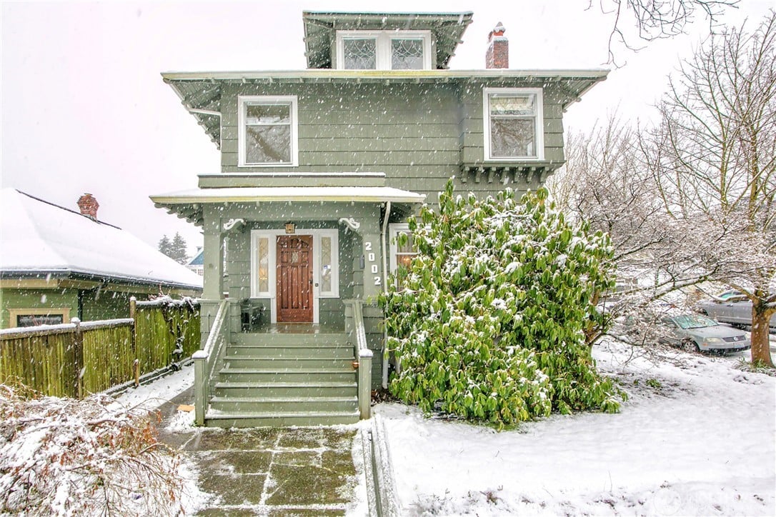 2002 Federal Avenue E