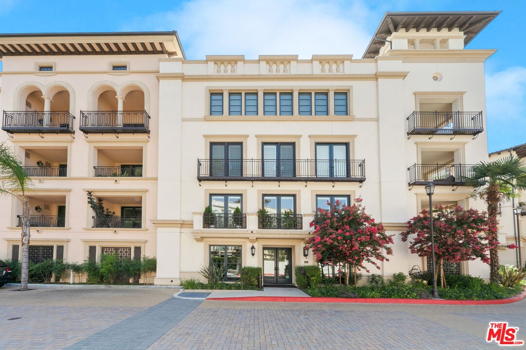 23500 Park Sorrento #E31