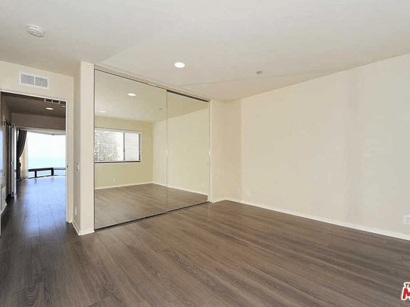 21323 Rambla Vista, #2