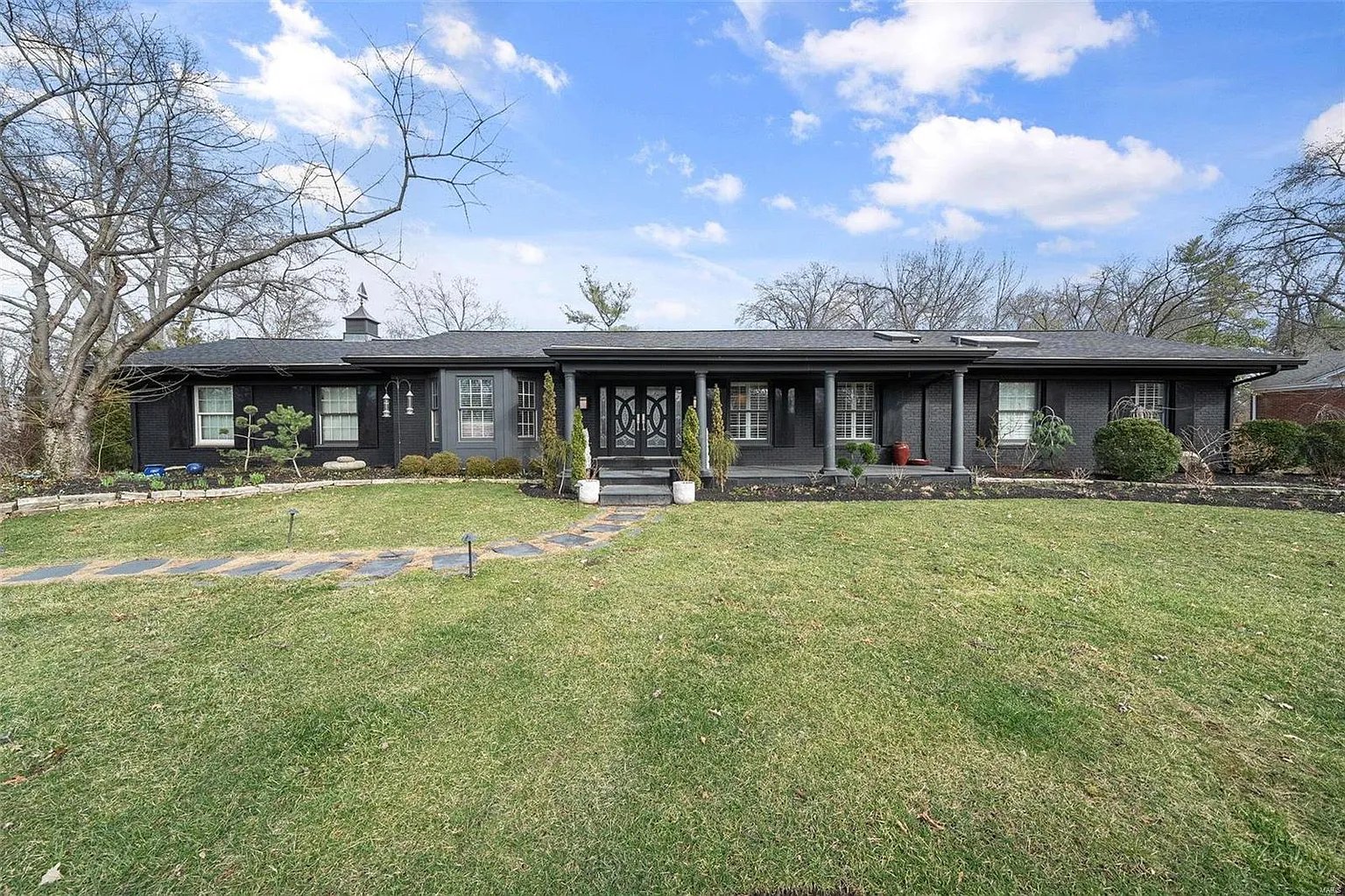 6 Cricklewood Pl